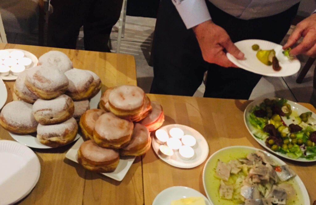 photo-Hanukah treats Second night-Beit Warszawa